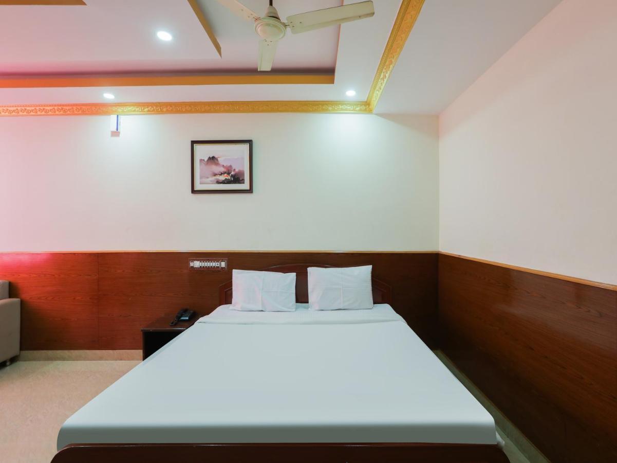 Capital O 84002 Hotel Top In Town President Kushalnagar Exterior photo